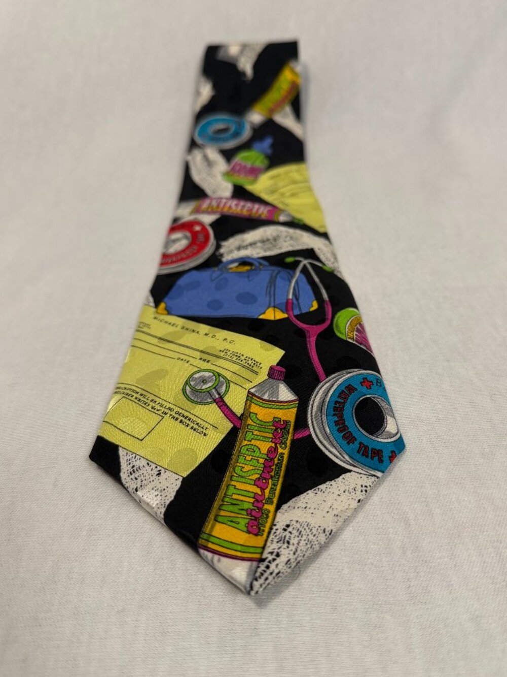 Addiction Mens 100% Silk Medical Doctor Theme Novelty Vintage 90s Necktie